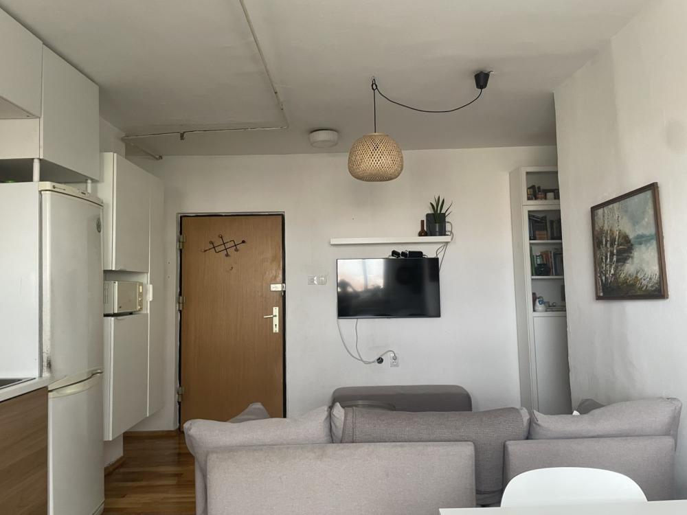 Slika 7 - Stan,NOVI SAD,BULEVAR,kv: 57.00, € 155600, ID: 1058412