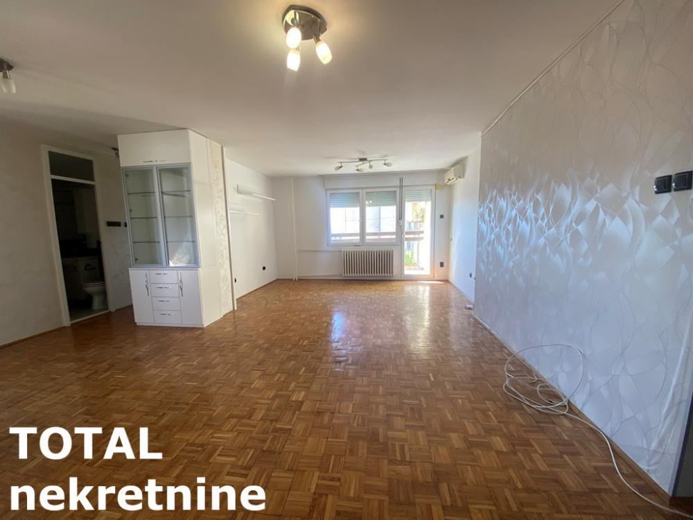 Slika 1 - Stan,NOVI SAD,LIMAN 4,kv: 78.00, € 187200, ID: 1100233