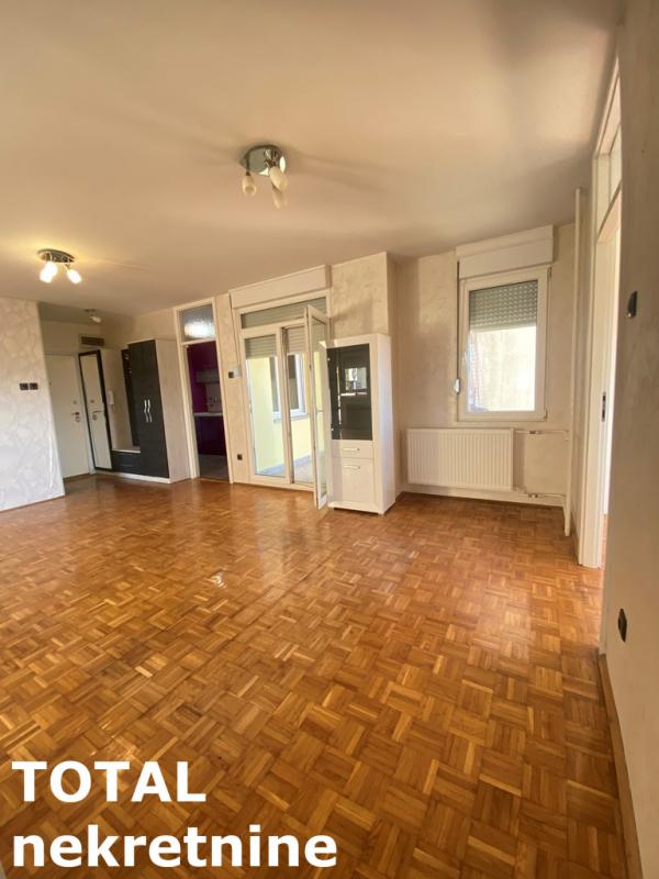 Slika 5 - Stan,NOVI SAD,LIMAN 4,kv: 78.00, € 187200, ID: 1100233