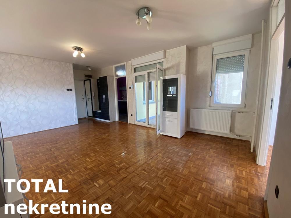 Slika 7 - Stan,NOVI SAD,LIMAN 4,kv: 78.00, € 187200, ID: 1100233