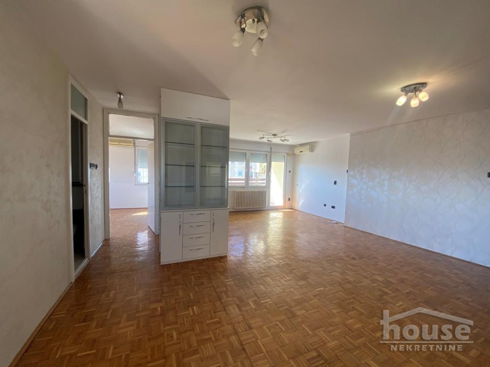 Slika 4 - Stan,NOVI SAD,LIMAN 4,kv: 78.00, € 187200, ID: 1063385