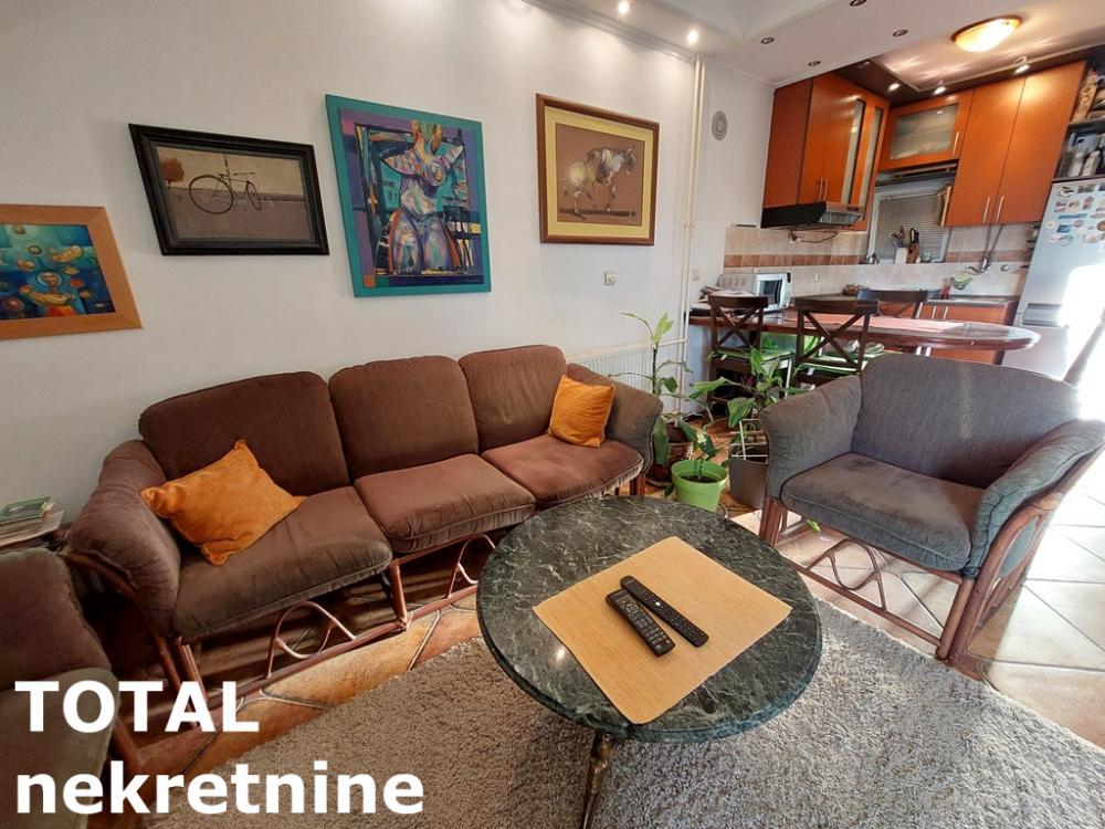 Slika 2 - Stan,NOVI SAD,GRBAVICA,kv: 53.00, € 131000, ID: 1101595