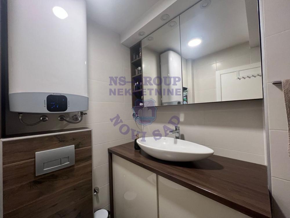 Slika 6 - Odlican cetvorosoban stan na Buleavru Oslobodjenja!