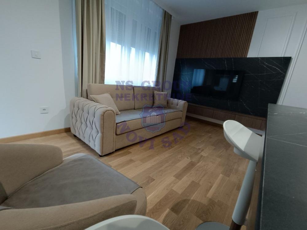 Slika 0 - Prodaja stana, 42m2, Telep Novi Sad, sa terasom, ima lift