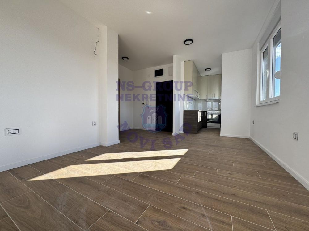 Slika 1 - 557775-Predstavljamo Vam fenomenalan stan na vrhunskoj lokaciji u Veterniku - Centar!