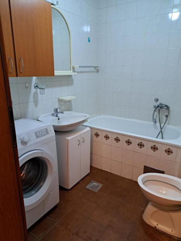 Slika 9 - Stan,NOVI SAD,SAVINA,kv: 42, € 103000, ID: 1019270