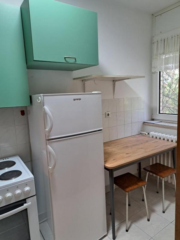 Slika 3 - Stan,NOVI SAD,SAVINA,kv: 42, € 103000, ID: 1019270