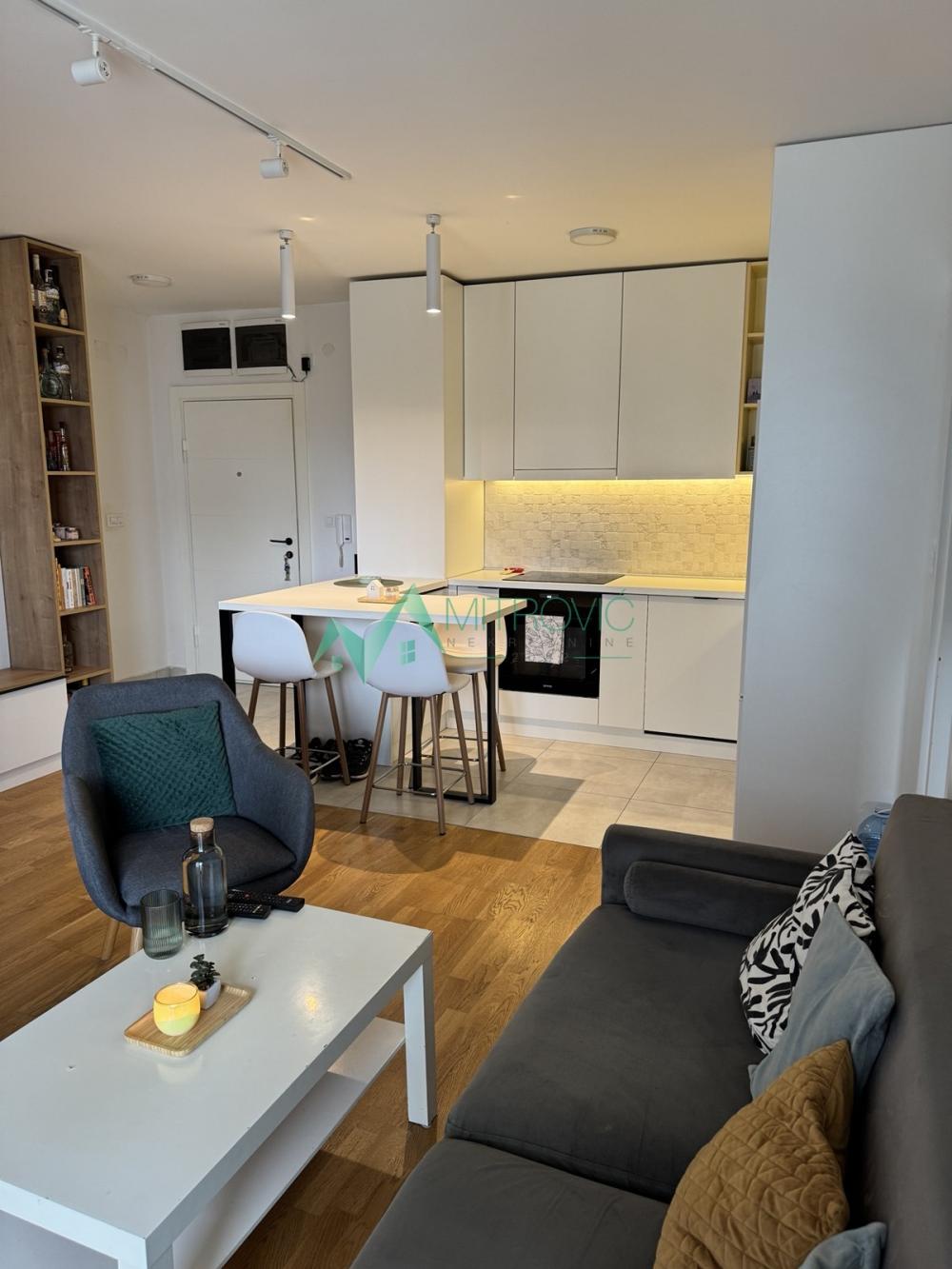 Glavna slika oglasa 30011