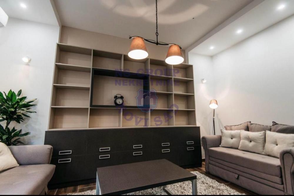 Slika 2 - Dvosoban, 49m2, Novosadski kej Novi Sad, sa terasom