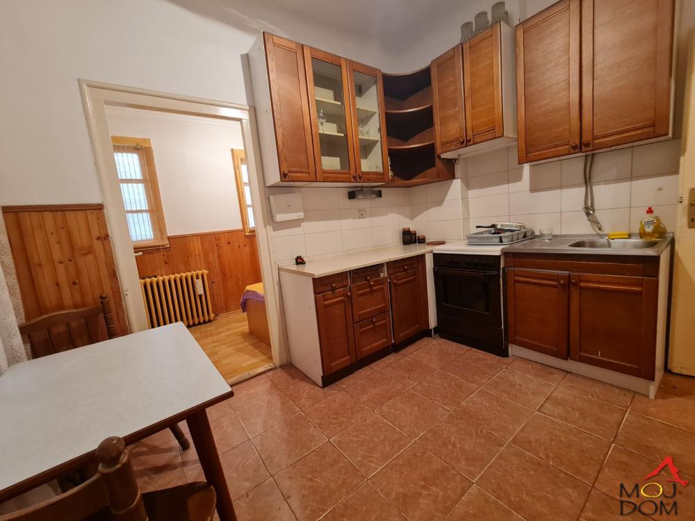 Slika 3 - Stan,NOVI SAD,KEJ,kv: 66, € 201000, ID: 1031296