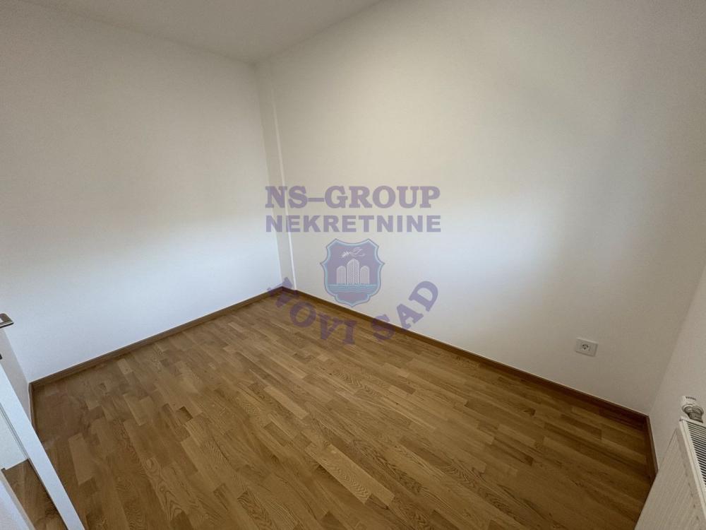 Slika 4 - Odličan jednoiposoban stan na Avijaciji! 