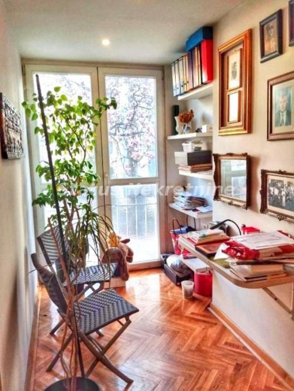 Slika 4 - Novi  Sad, Liman IV - komforan trosoban stan!