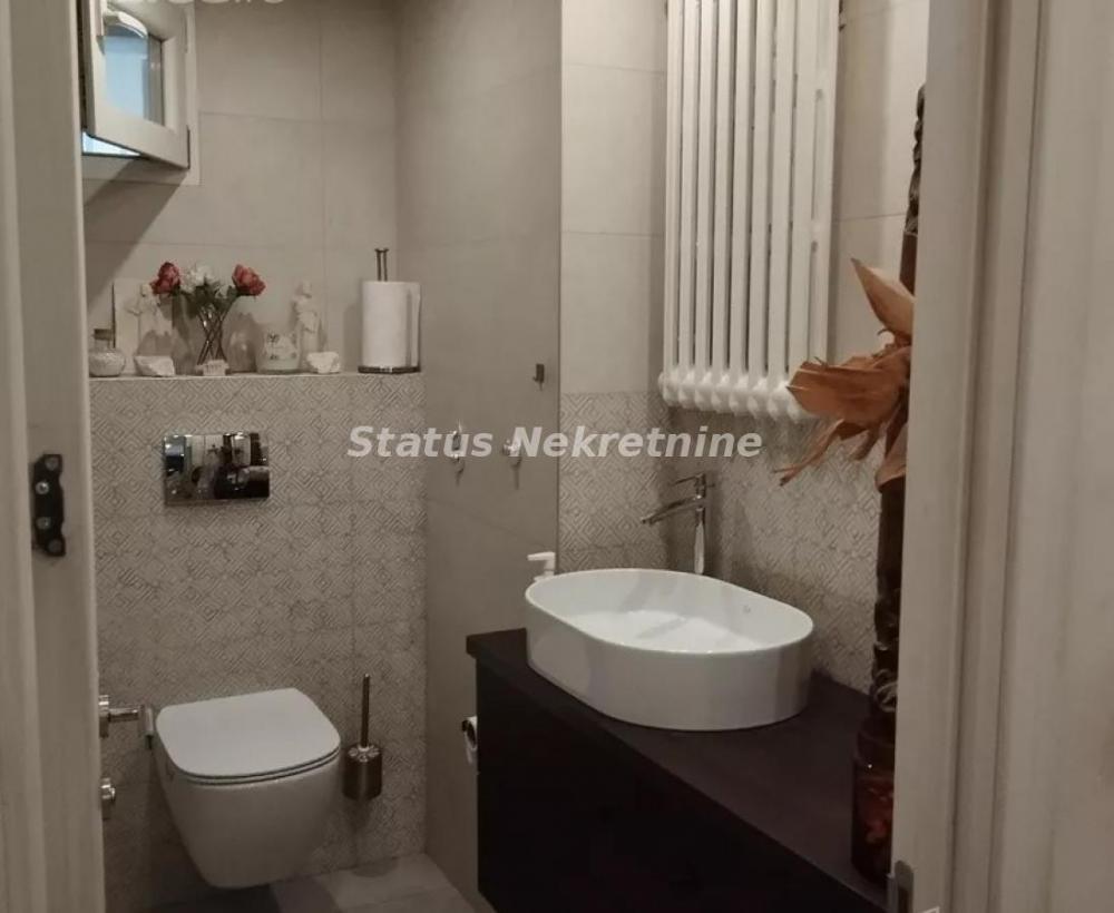 Slika 11 - Novi  Sad, Liman IV - komforan trosoban stan!