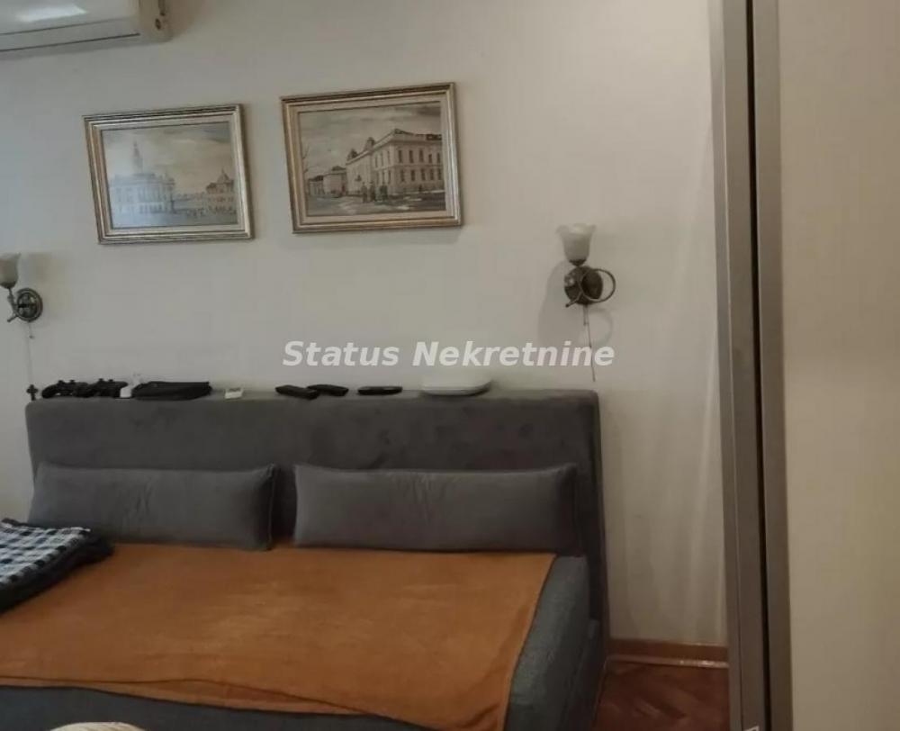 Slika 10 - Novi  Sad, Liman IV - komforan trosoban stan!