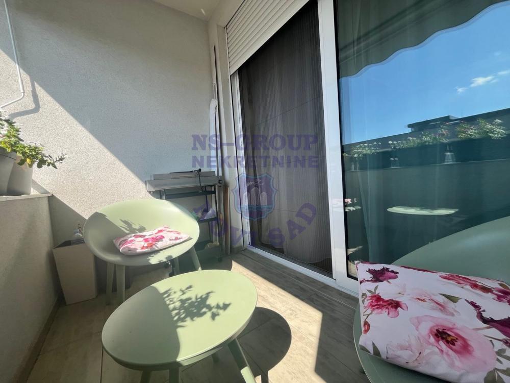 Slika 9 - Odlican cetvorosoban stan na Novoj Detelinari!