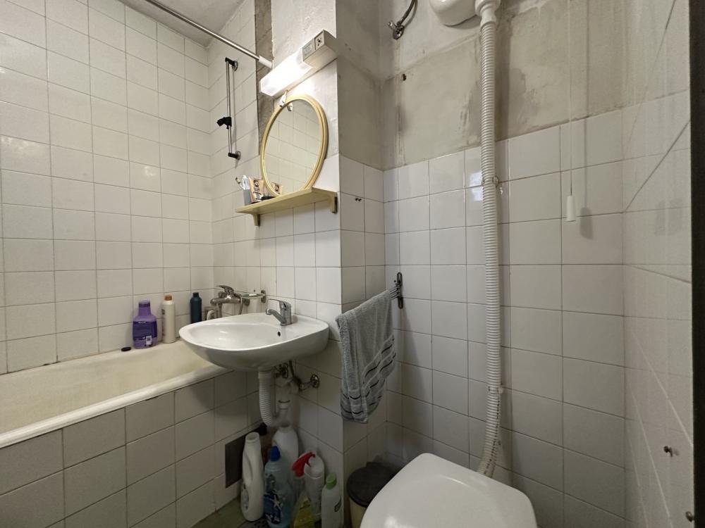 Slika 8 - Stan,NOVI SAD,BULEVAR,kv: 71.00, € 164800, ID: 1057610