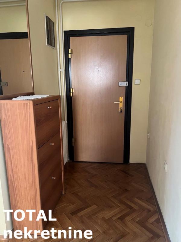 Slika 1 - Stan,NOVI SAD,CENTAR,kv: 133.00, € 260000, ID: 1101341