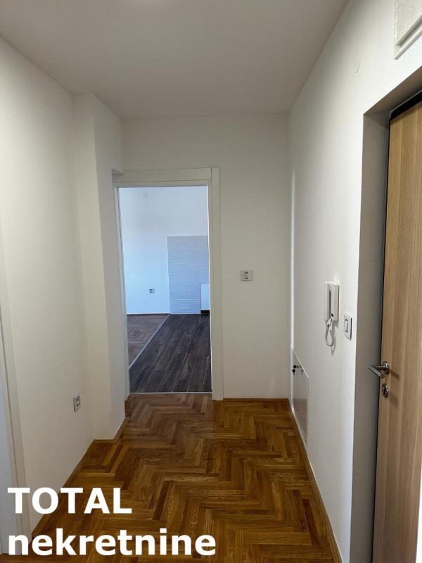 Slika 9 - Stan,NOVI SAD,TELEP,kv: 55.00, € 126500, ID: 1099278