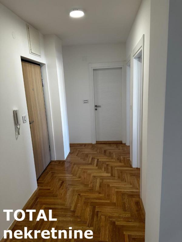 Slika 8 - Stan,NOVI SAD,TELEP,kv: 55.00, € 126500, ID: 1099278