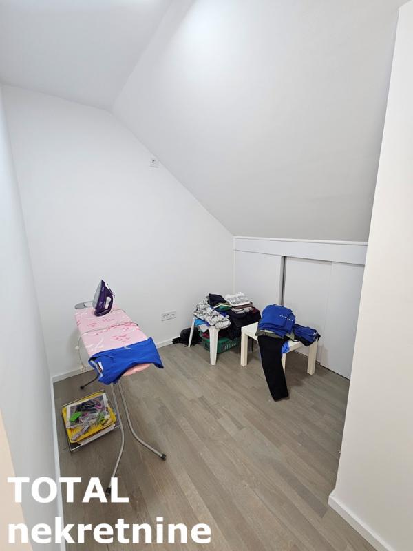 Slika 8 - Stan,NOVI SAD,DETELINARA,kv: 55.00, € 115000, ID: 1101333