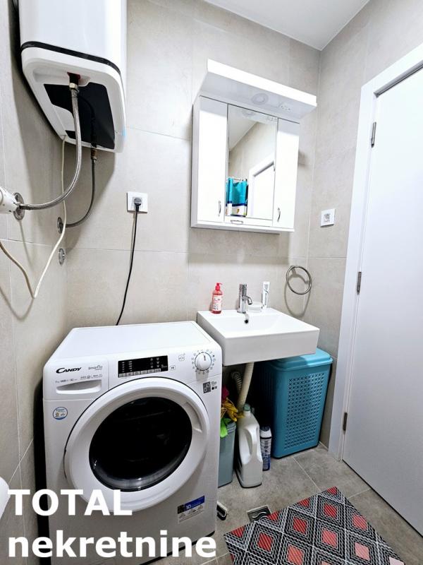 Slika 9 - Stan,NOVI SAD,DETELINARA,kv: 55.00, € 115000, ID: 1101333