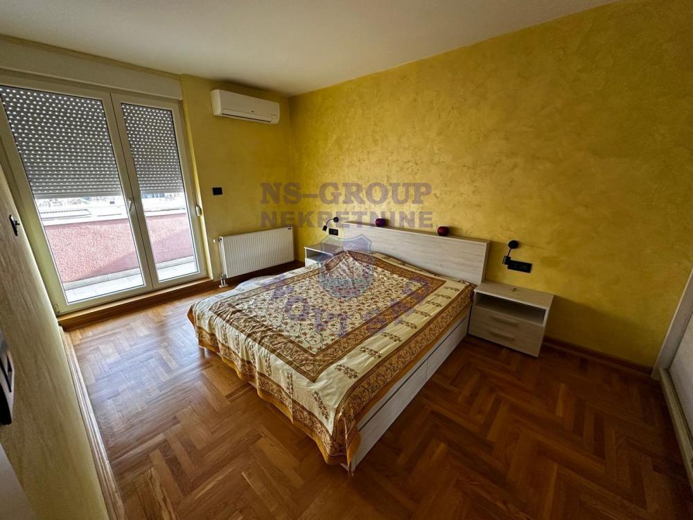 Slika 3 - 557995-EXTRA dvoiposoban moderan stan u nivoima.