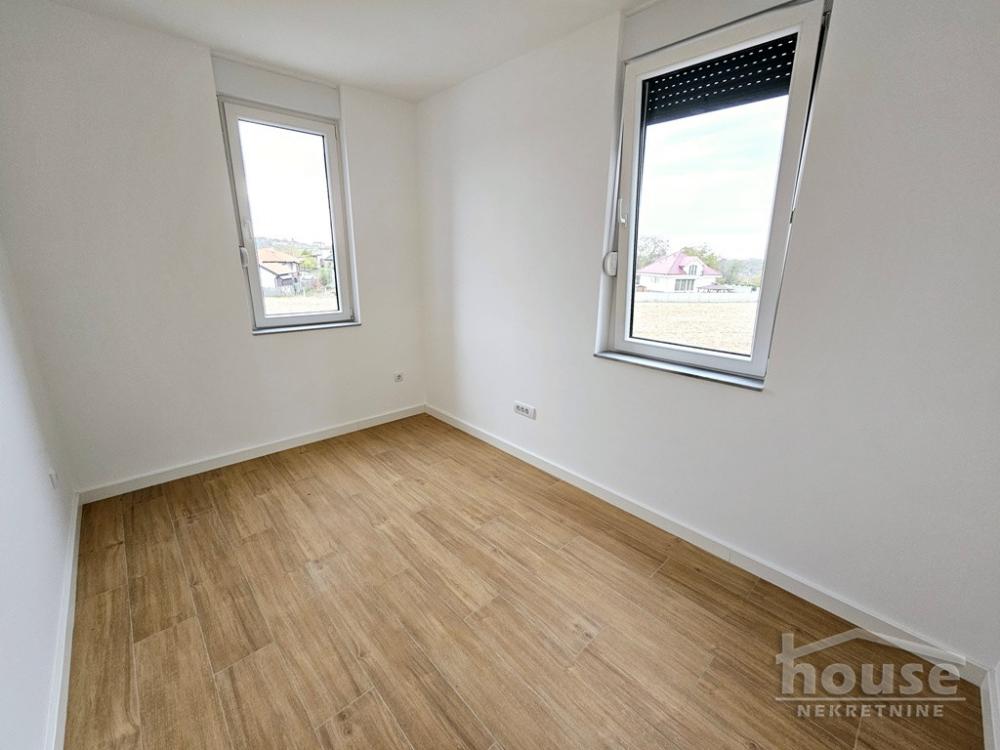 Slika 10 - Stan,PETROVARADIN,KARAGACA,kv: 72.00, € 158200, ID: 1064414