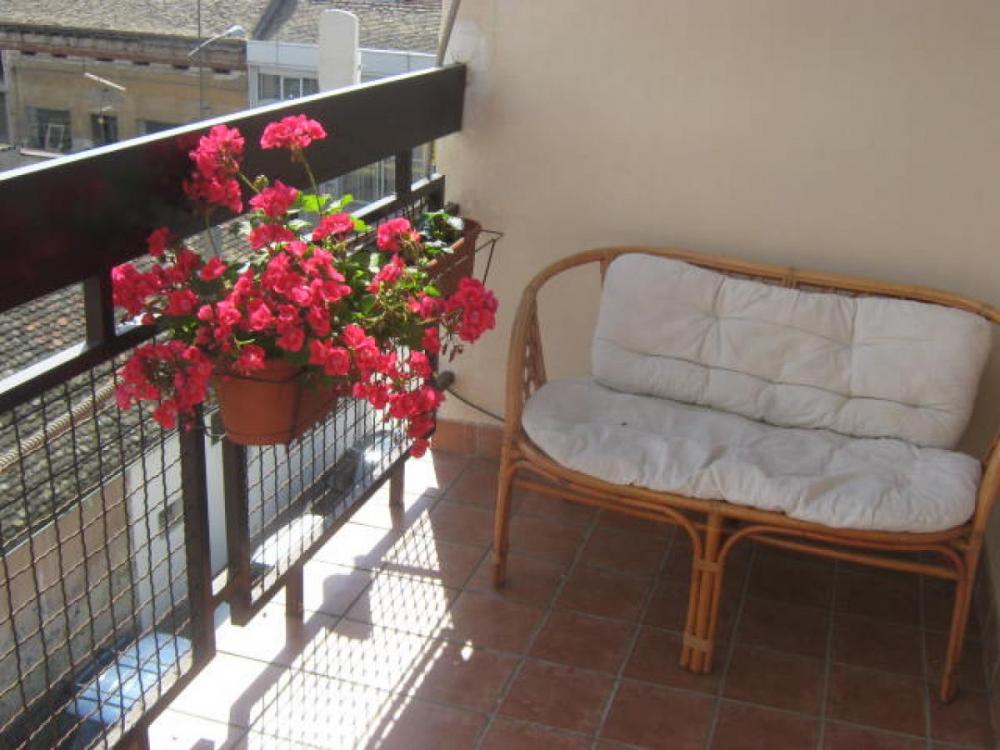 Slika 2 - Dvosoban stan u Almaškom kraju