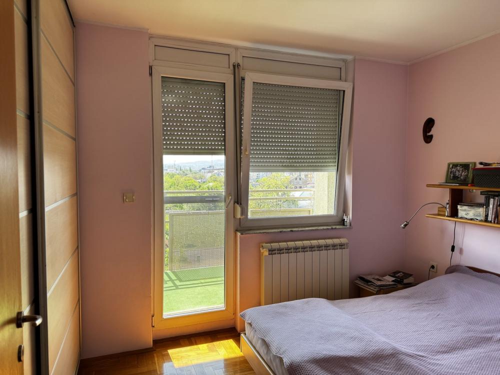 Slika 7 - Petosoban, 143m2, Nova Detelinara Novi Sad, ima lift