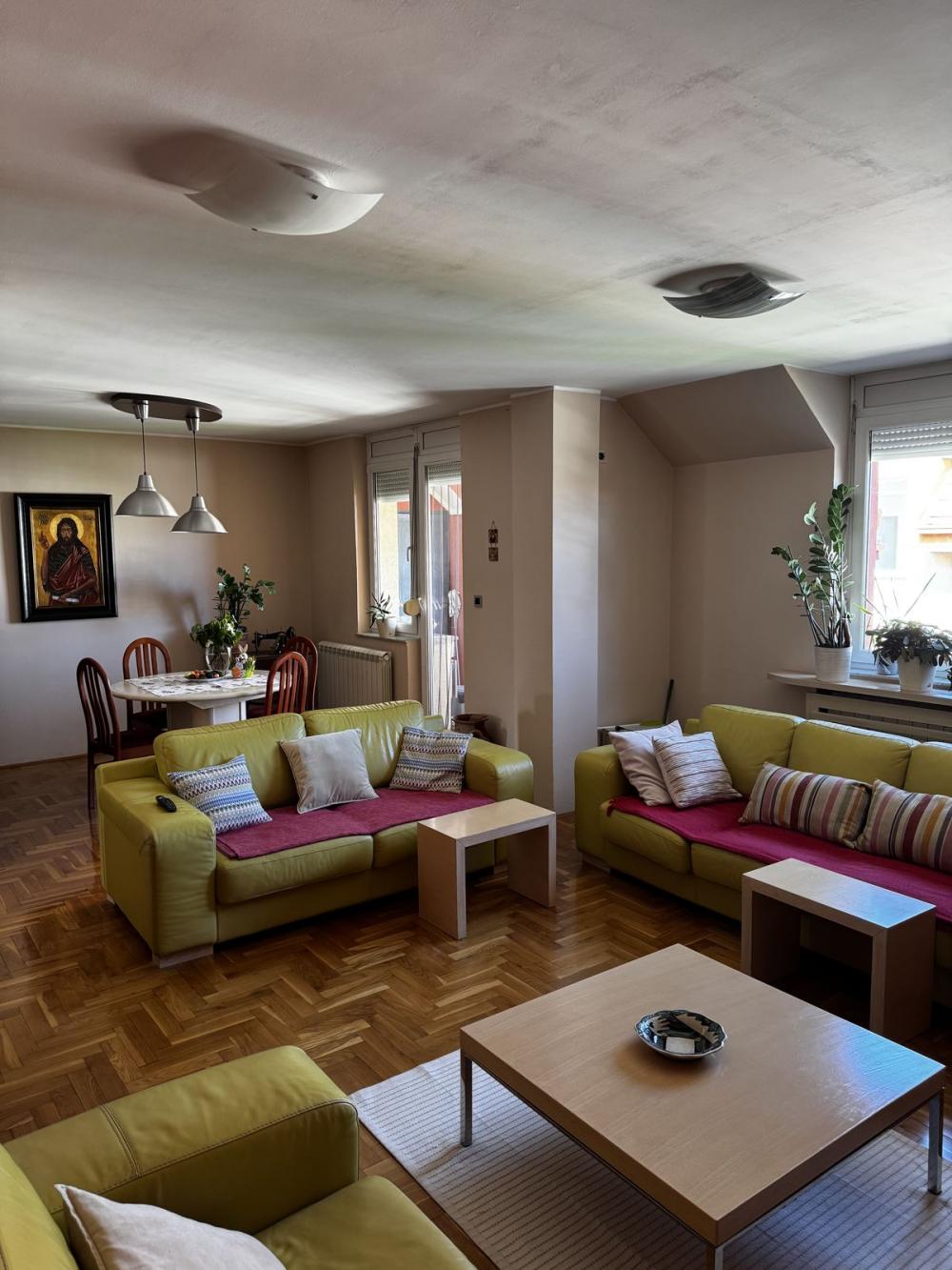 Slika 1 - Petosoban, 143m2, Nova Detelinara Novi Sad, ima lift