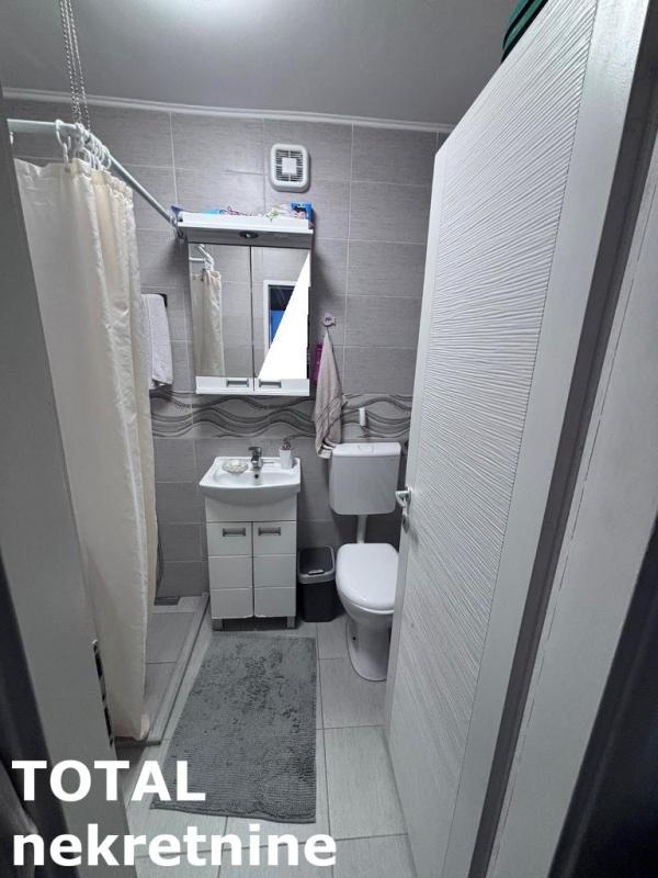 Slika 7 - Stan,NOVI SAD,ZELEZNICKA STANICA,kv: 46.00, € 120000, ID: 1101546