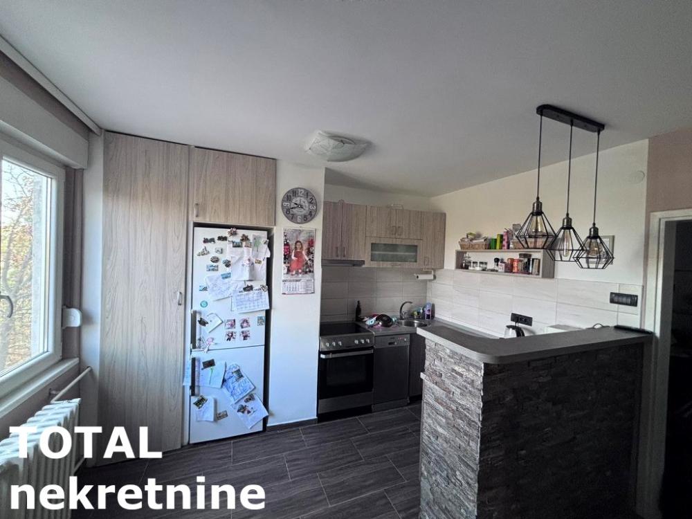 Slika 2 - Stan,NOVI SAD,ZELEZNICKA STANICA,kv: 46.00, € 120000, ID: 1101546