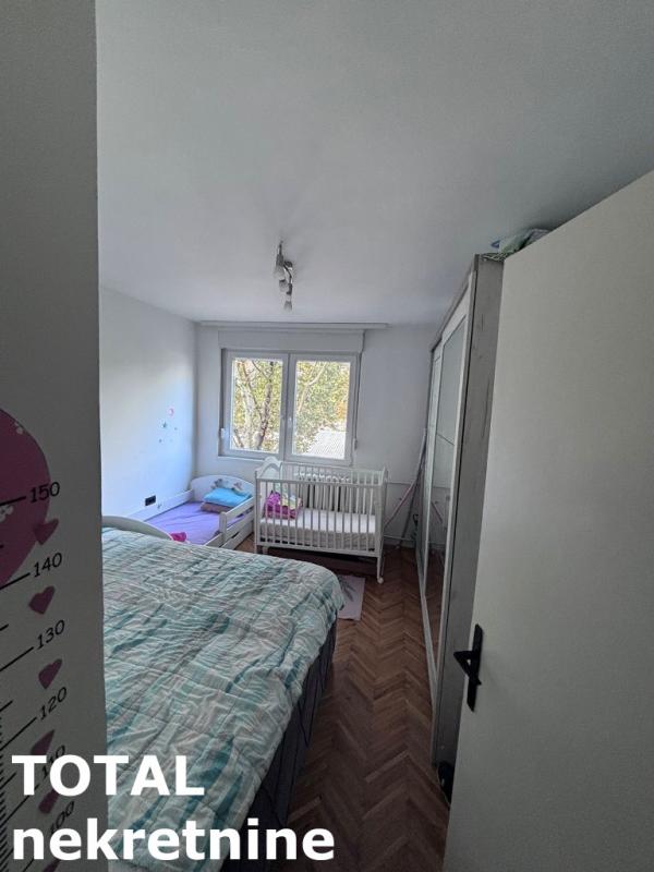 Slika 4 - Stan,NOVI SAD,ZELEZNICKA STANICA,kv: 46.00, € 120000, ID: 1101546