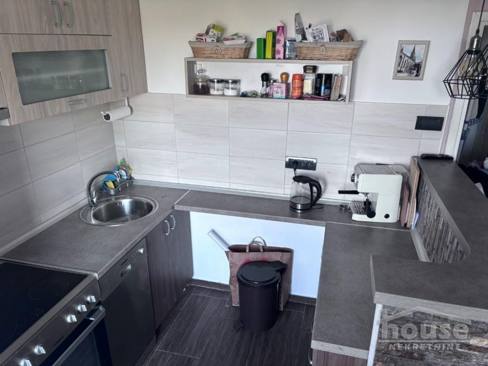 Slika 3 - Stan,NOVI SAD,ZELEZNICKA STANICA,kv: 46.00, € 120000, ID: 1064698