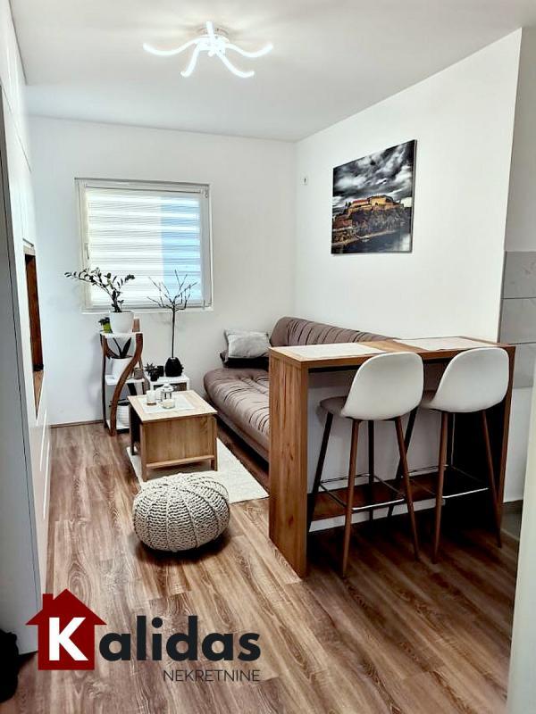 Glavna slika -Stan,NOVI SAD,ADICE,kv: 27, € 87550, ID: 1008275