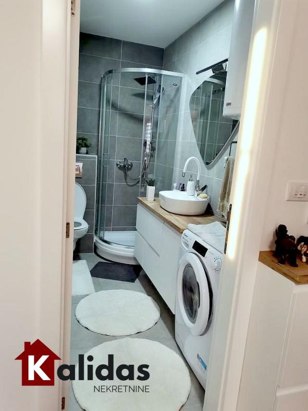 Slika 6 - Stan,NOVI SAD,ADICE,kv: 27, € 87550, ID: 1008275