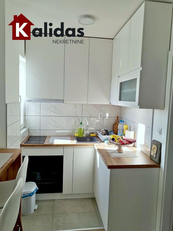 Slika 3 - Stan,NOVI SAD,ADICE,kv: 27, € 87550, ID: 1008275