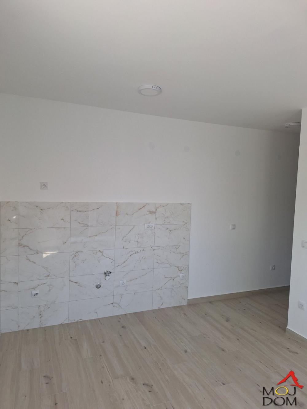 Slika 3 - Stan,NOVI SAD,ADICE,kv: 32, € 59400, ID: 1031270