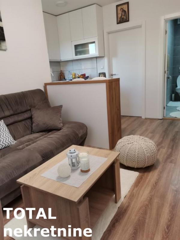 Slika 2 - Stan,NOVI SAD,ADICE,kv: 27.00, € 85000, ID: 1101608