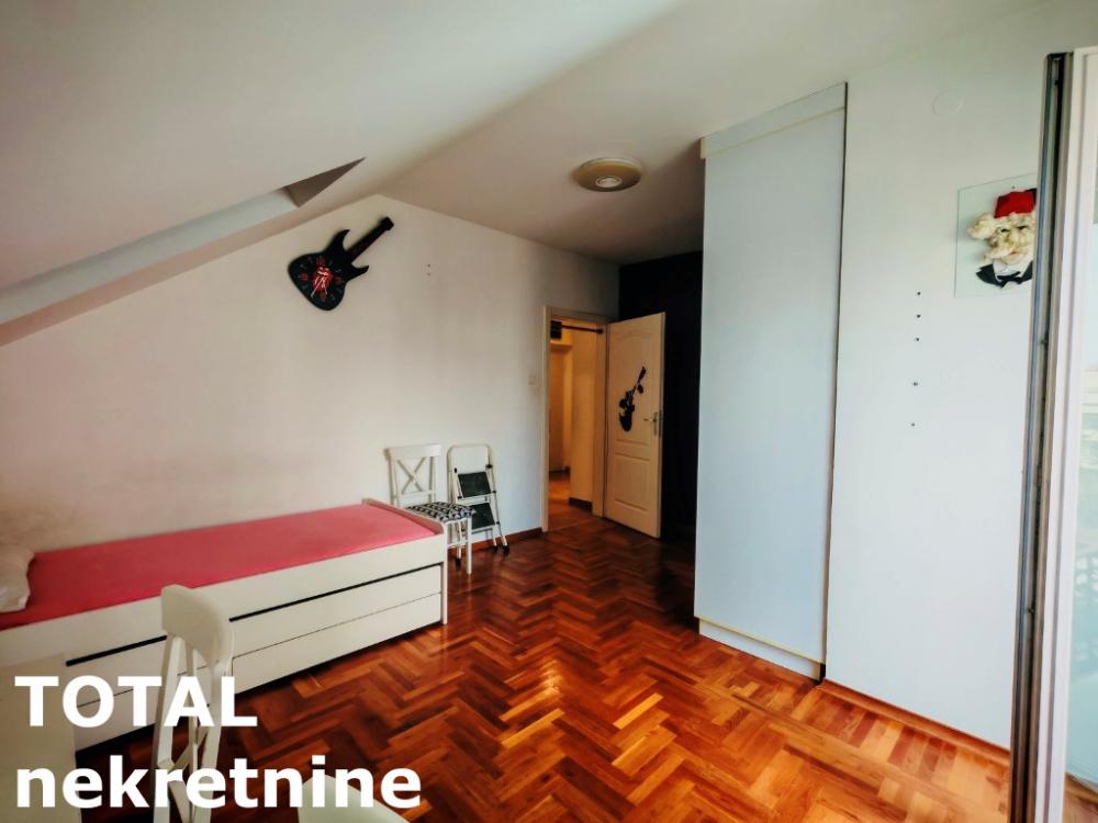 Slika 7 - Stan,NOVI SAD,PODBARA,kv: 129.00, € 285000, ID: 1101363