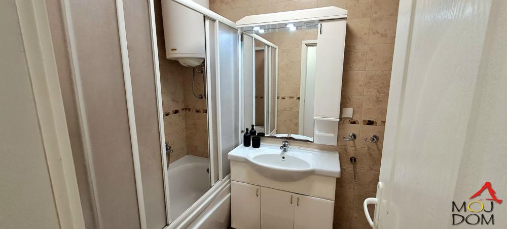 Slika 6 - Stan,NOVI SAD,CENTAR,kv: 56, € 146260, ID: 1030575
