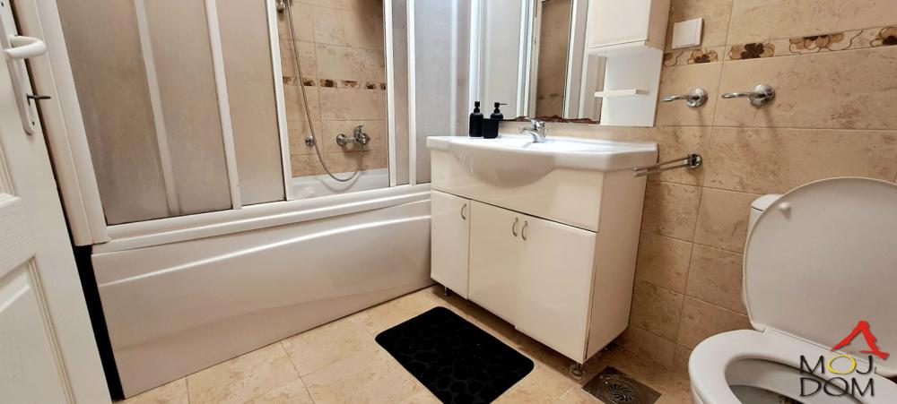 Slika 7 - Stan,NOVI SAD,CENTAR,kv: 56, € 146260, ID: 1030575