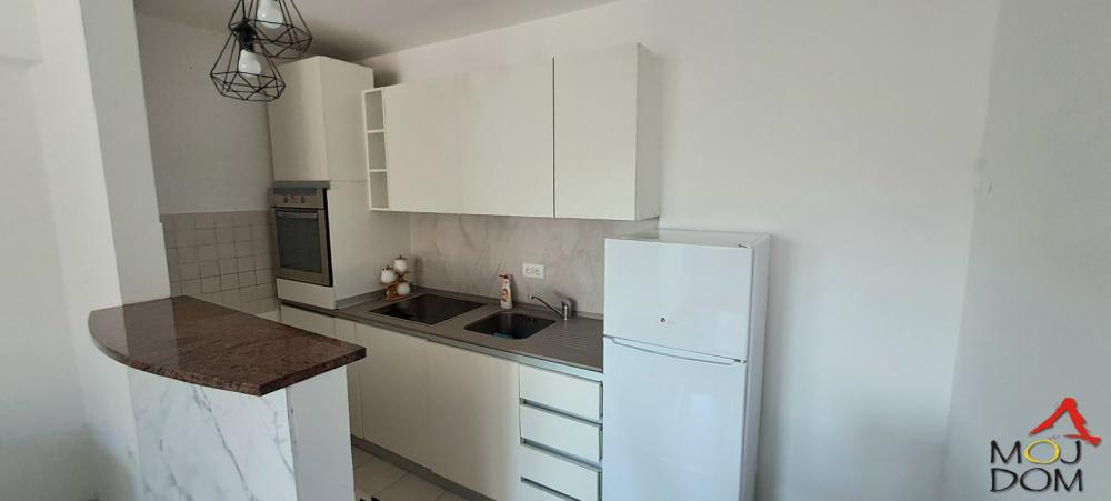 Slika 3 - Stan,NOVI SAD,CENTAR,kv: 56, € 146260, ID: 1030575