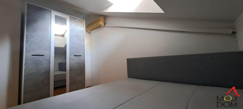 Slika 9 - Stan,NOVI SAD,CENTAR,kv: 56, € 146260, ID: 1030575