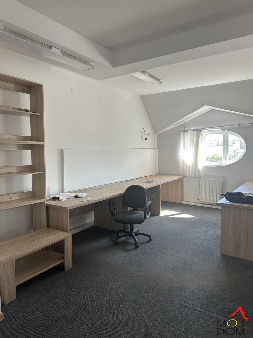 Slika 2 - Stan,NOVI SAD,CENTAR,kv: 136, € 319300, ID: 1031237