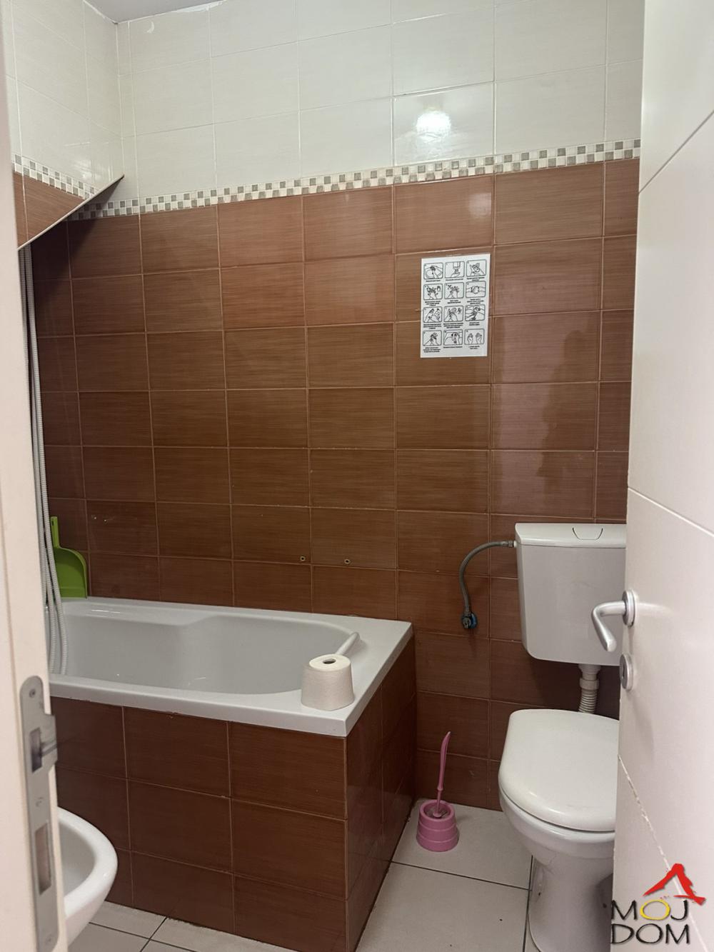 Slika 6 - Stan,NOVI SAD,CENTAR,kv: 136, € 319300, ID: 1031237