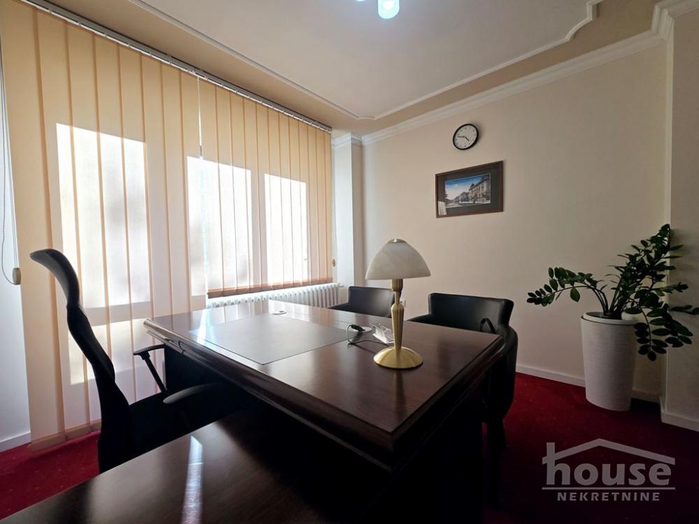 Slika 6 - Stan,NOVI SAD,BULEVAR,kv: 73.00, € 192000, ID: 1064756