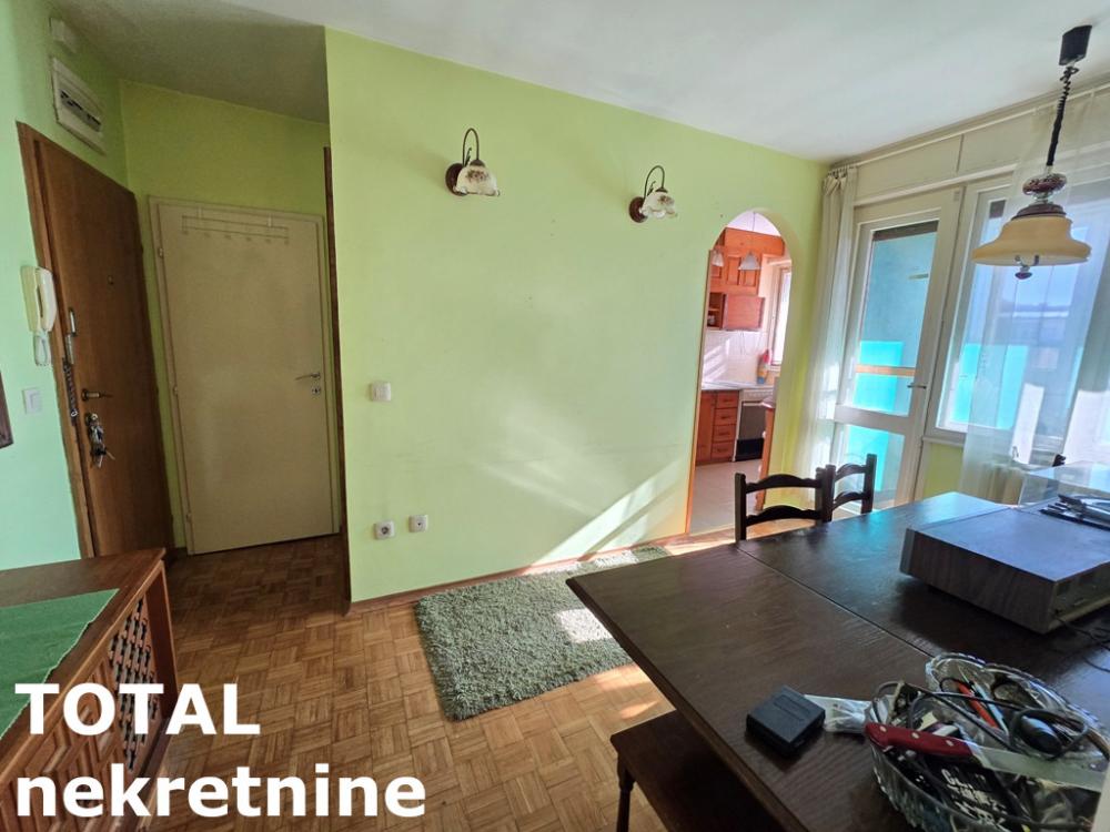 Slika 6 - Stan,NOVI SAD,CENTAR,kv: 42.00, € 120000, ID: 1101598