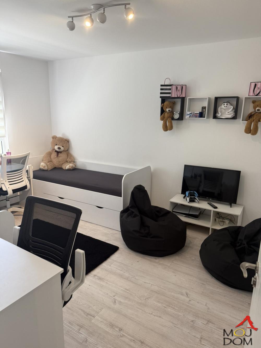 Slika 7 - Stan,NOVI SAD,SAJAM,kv: 55, € 153450, ID: 1012768