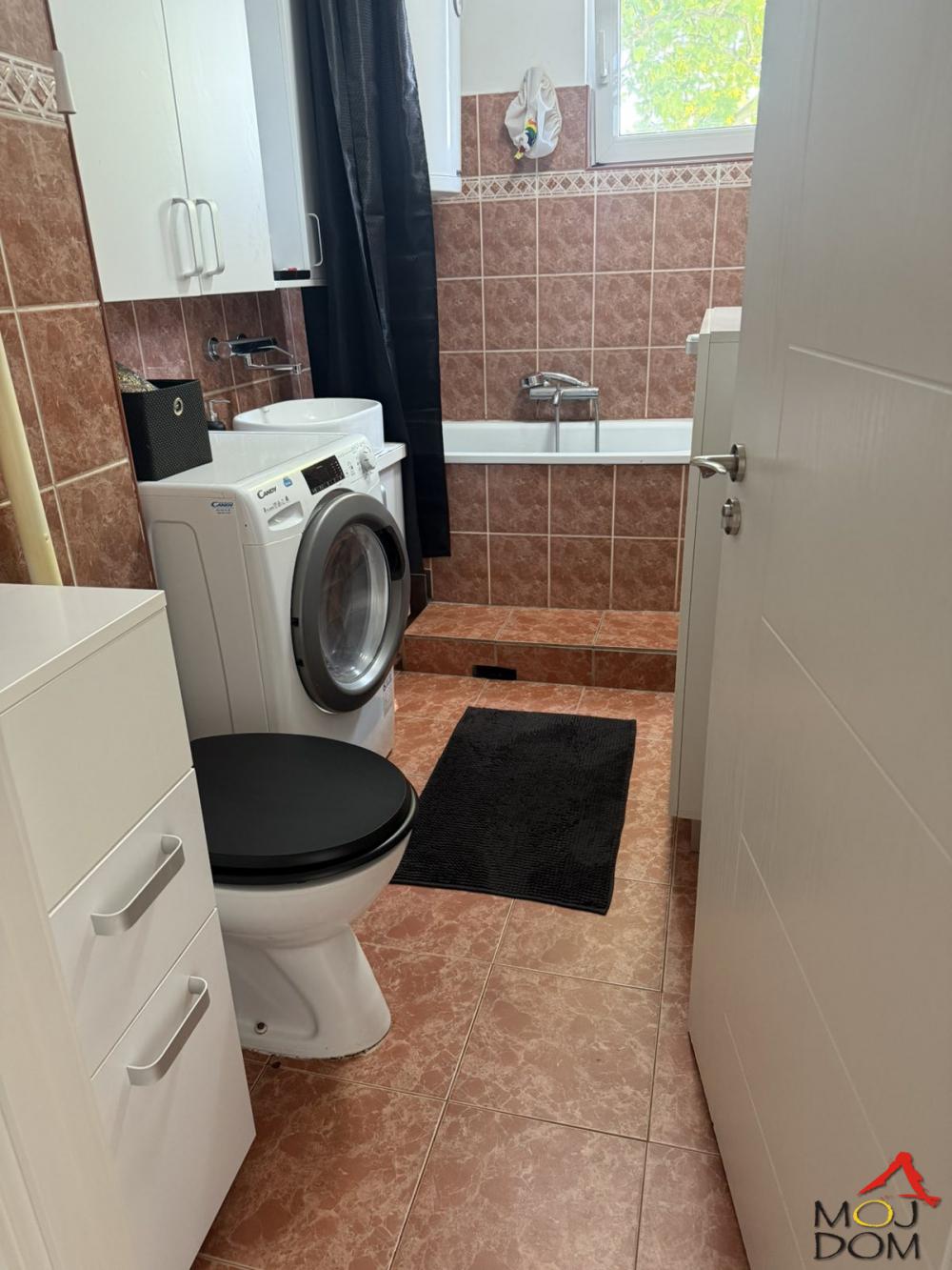 Slika 11 - Stan,NOVI SAD,SAJAM,kv: 55, € 153450, ID: 1012768